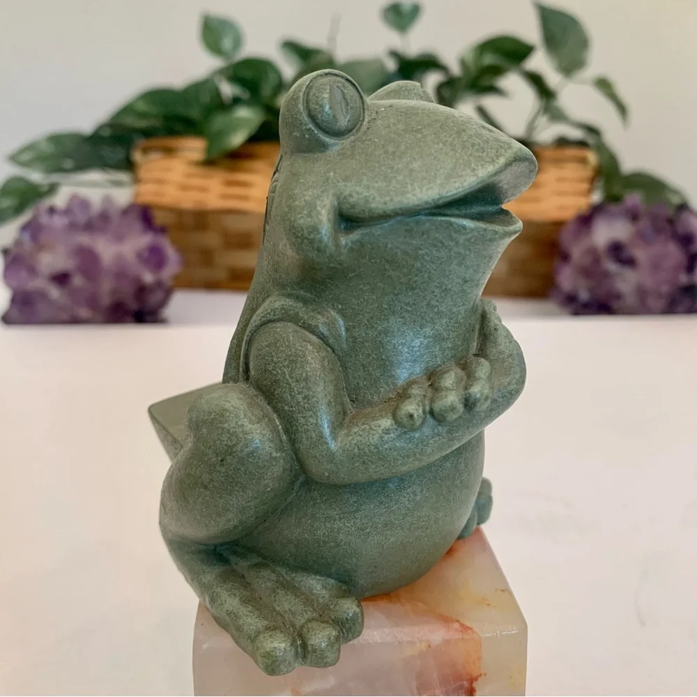 Green Frog Statue Cast Stone Garden Shelf Sitter Indoor Outdoor Figurine 3.5